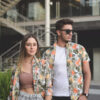 Camisa de manga corta con estampado floral FOR2233 — detalle de tela