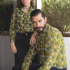 Camisa verde con estampado EQ323 — vista frontal