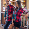 Camisa de combinaciones de cuadros rojos y verdes EQ347 — vista posterior
