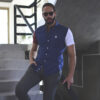 Camisa azul marino de manga corta y combinaciones vino y blanco FOR1786 — vista posterior