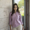 Camisa básica color cereza FOR2724 — vista posterior