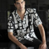 Camisa de manga corta con estampado negro y blanco FOR2813 — vista frontal