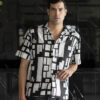 Camisa de manga corta con estampado negro y blanco FOR2813 — vista lateral