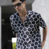 Camisa de manga corta con estampado marino y blanco FOR2815 — vista frontal