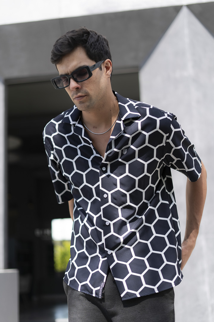 Camisa de manga corta con estampado marino y blanco FOR2815 — vista frontal