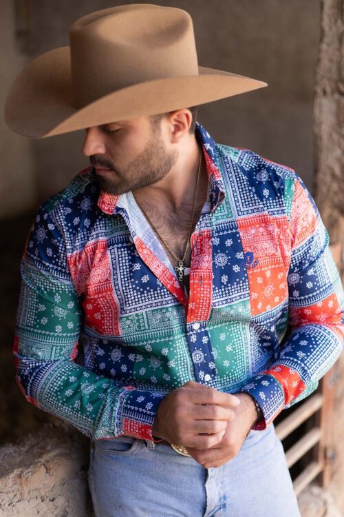 Camisa multicolor con estampados cuadrados FOR2864 — vista posterior
