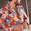 Camisa multicolor con estampados triangulares FOR2866 — vista frontal