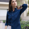 Camisa básica azul acero FOR2884 — vista posterior