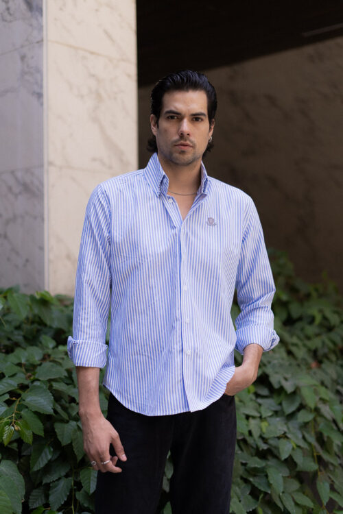 Camisa de rayas azul cielo FOR2890 — vista frontal