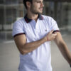 Playera polo elite blanca y marino POL0008 — vista lateral