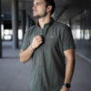 Camisa de manga corta verde militar FOR2967 — vista lateral