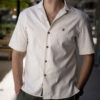 Camisa de manga corta de rayas beige y blanco FOR2954 — vista lateral