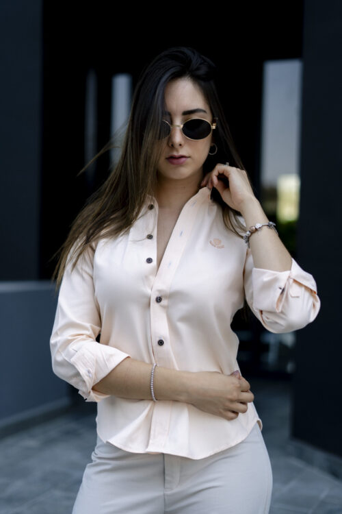 Camisa básica durazno FOR2982 — vista frontal