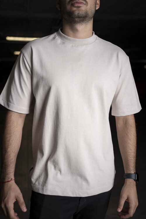 Playera oversize beige OV0003 — vista frontal