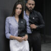 Camisa de combinaciones de rayas blanco y negro FOR3021 — en modelo