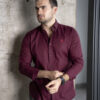 Camisa básica color vino FOR3061 — vista posterior