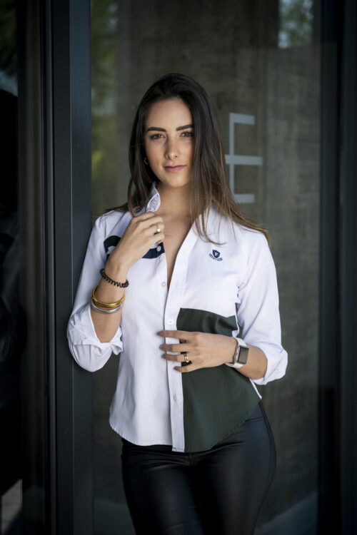 Camisa blanca con franjas verde y marino FOR3054 — vista posterior