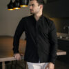 Camisa básica negra FOR3117 — vista lateral