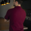 Playera polo de combinaciones azul marino y vino POL0022 — en modelo