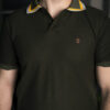 Playera polo de combinaciones verde militar POL0025 — vista posterior