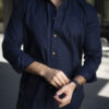 Camisa basica azul marino FOR3147 — detalle