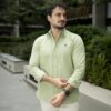 Camisa Basica de lino Verde limon FOR3215 — vista lateral