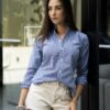 Camisa de Mini Cuadros Azul, Blanco FOR3238 — vista lateral