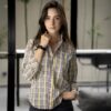 Camisa de Mini Cuadros Multicolor, Amarillo FOR3275 — detalle de tela