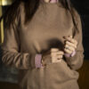 Sueter Beige Unisex ST7010 — detalle