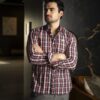 Camisa de Cuadros Marino, Naranja, Cielo FOR3316 — en modelo