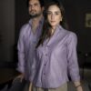 Camisa Basica Violeta FOR3311 — detalle de tela