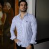 Camisa de Rayas Cielo, Blanco FOR3332 — en modelo