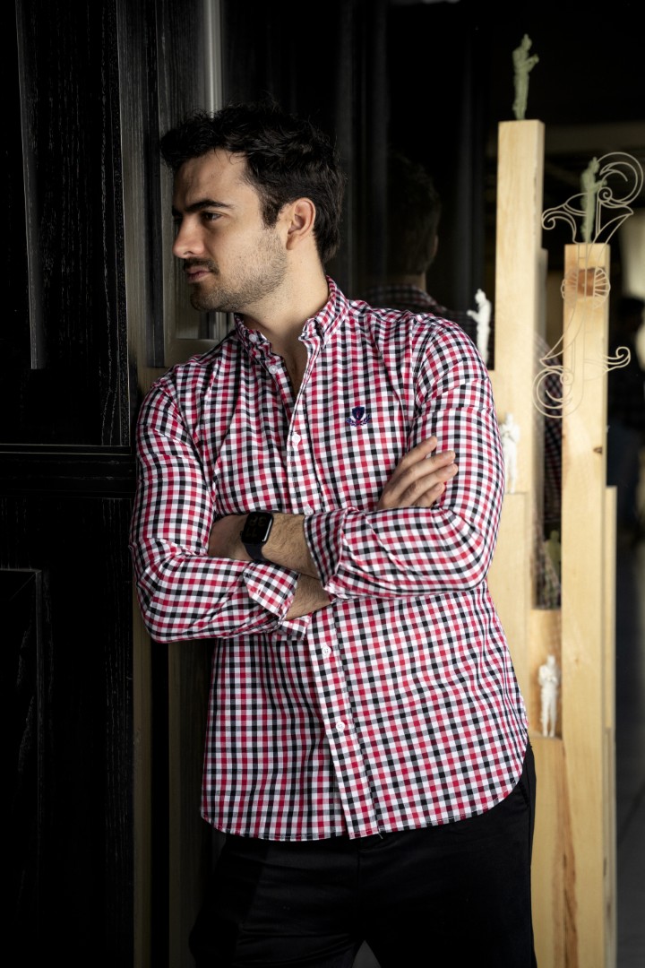 Camisa de cuadros rojo, negro y blanco FOR3318 — vista posterior