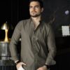 Camisa Basica Verde Militar FOR3334 — vista posterior