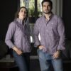 Camisa de cuadros Blanco, Azul, Marino y Vino FOR3340 — en modelo
