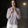 Camisa de Rayas Vino FOR3348 — en modelo