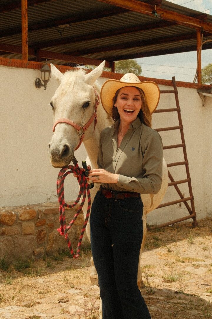 Fortrop Western — camisa verde olivo con caballo