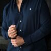 Camisa básica lino marino FOR3378 — vista lateral