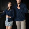 Camisa básica lino marino FOR3378 — detalle de tela