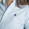 Camisa básica lino y azul cielo FOR3383 — en modelo