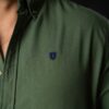 Camisa básica lino verde pistache FOR3388 — vista lateral