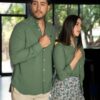 Camisa básica lino verde pistache FOR3388 — imagen 8