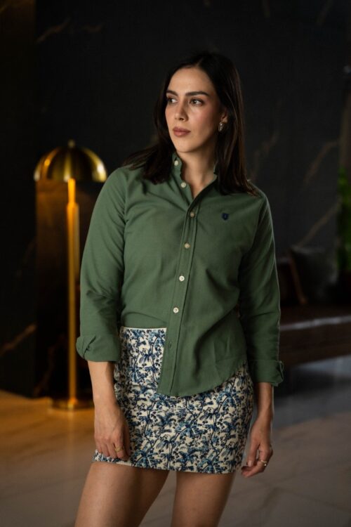 Camisa básica lino verde pistache FOR3389 — vista lateral