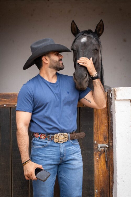 Playera azul TS112 — vista frontal