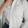 Camisa de mini cuadros gris FOR3403 — en modelo