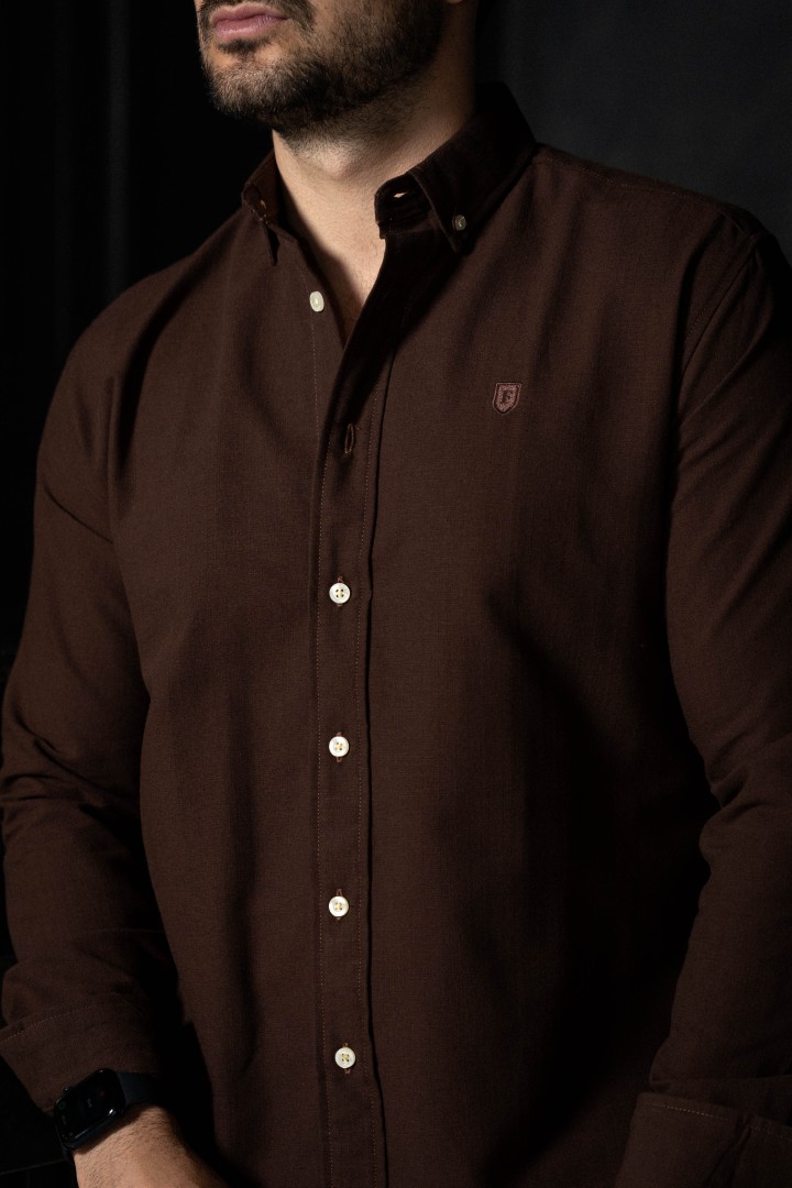 Camisa básica chocolate | FOR3442 - Imagen 4