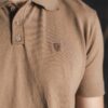 Playera polo punto tejido arena | POL0035 - Imagen 5